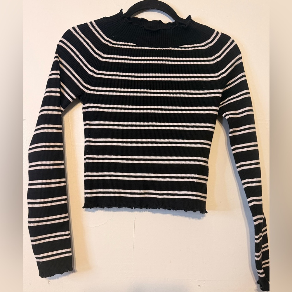 Kendall & Kylie Black and White Striped Turtleneck Sweater